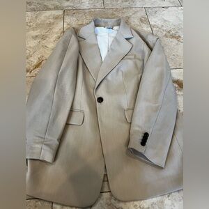 TAN H&M BLAZER- SIZE LARGE- LITERALLY LOOKS NEW